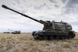 Martyrs W Howitzers